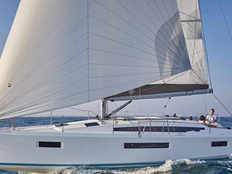 Book yachts online - sailboat - Sun Odyssey 410 - Nikolas - rent
