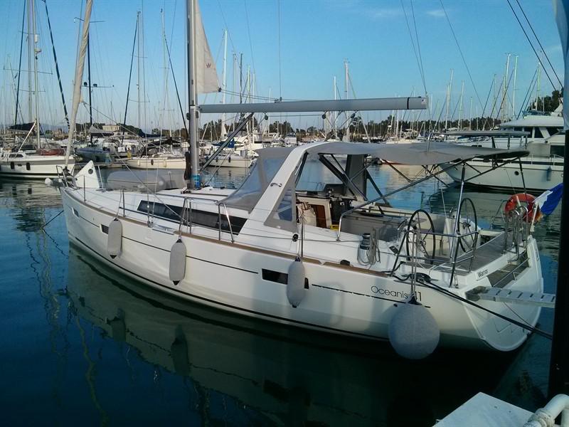 Book yachts online - sailboat - Oceanis 41 - Warrior - rent