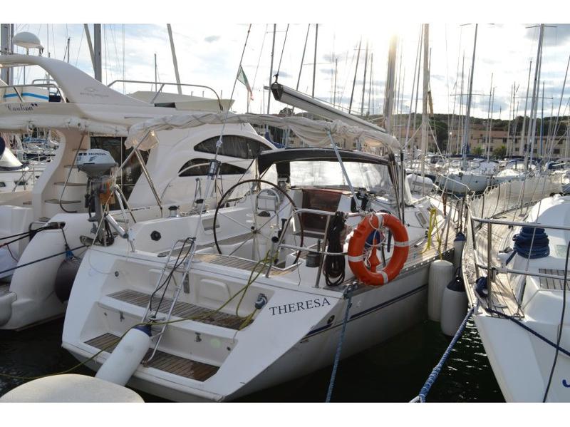Book yachts online - sailboat - Sun Odyssey 42 - Theresa - rent