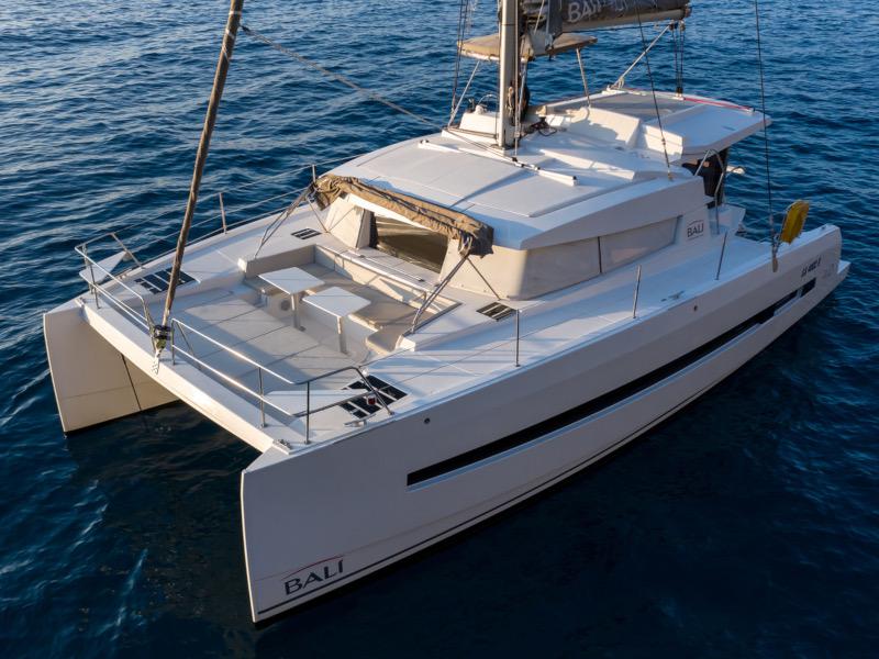 Book yachts online - catamaran - Bali 4.0 - Electra - rent