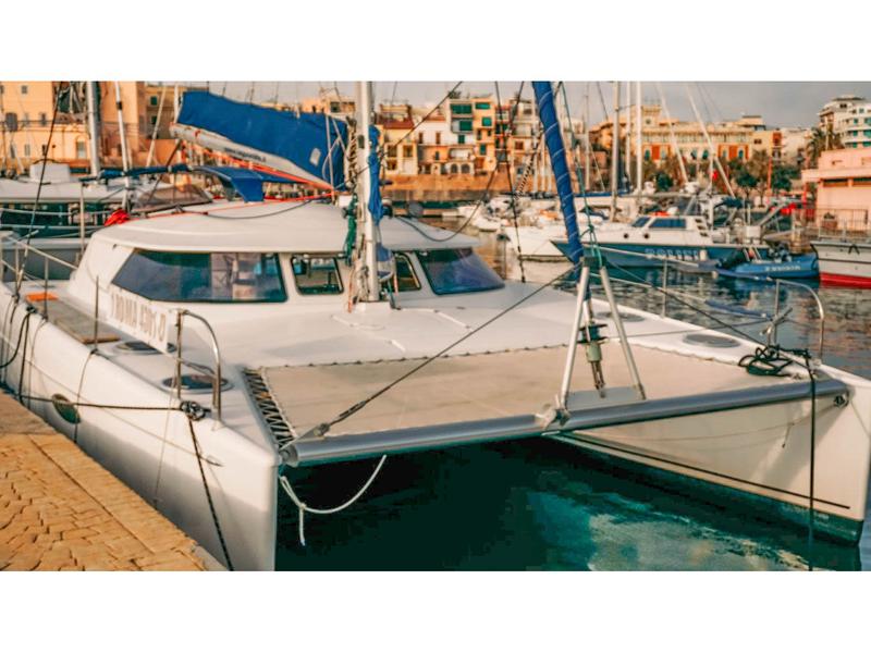 Book yachts online - catamaran - Lavezzi 40 - ILOI - rent