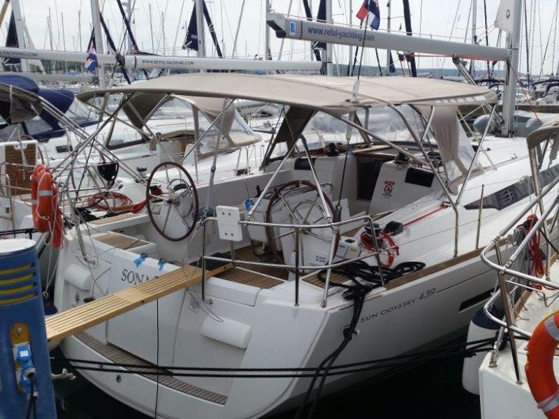 Book yachts online - sailboat - Sun Odyssey 439 - Sonata - rent