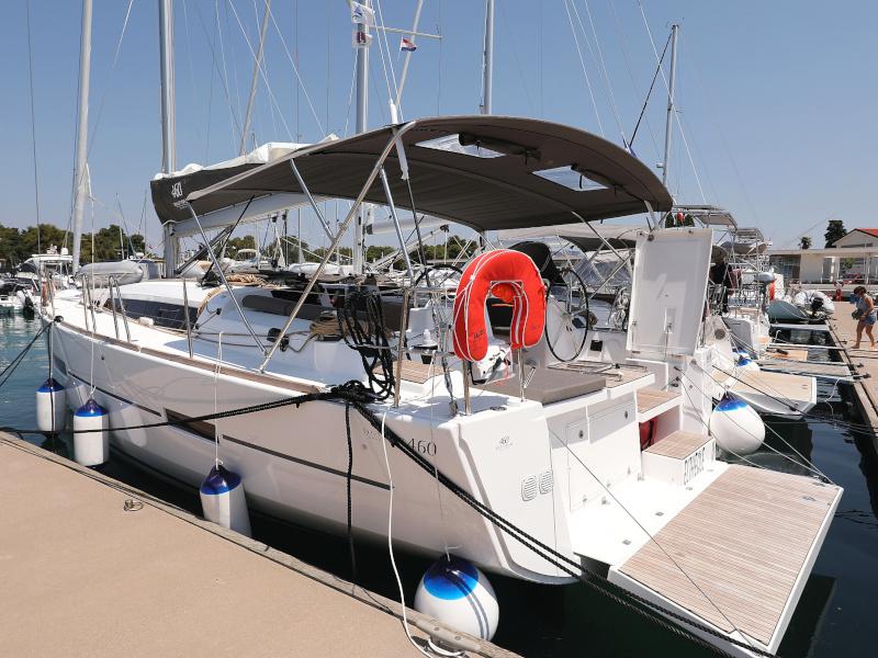 Book yachts online - sailboat - Dufour 460 - ELTHEOLE II - rent