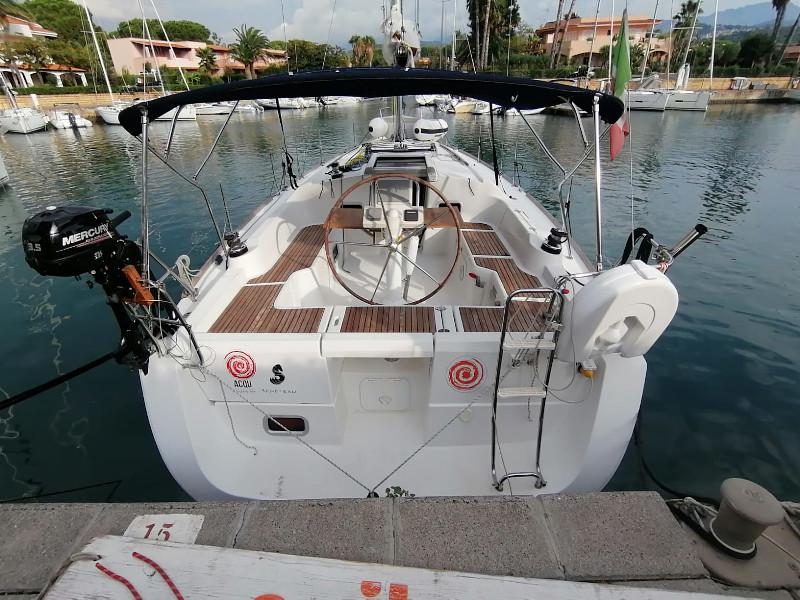 Book yachts online - sailboat - Beneteau Oceanis 37 - Acqu - rent