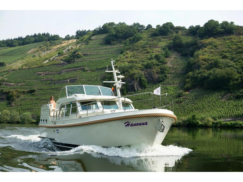 Book yachts online - motorboat - Linssen Grand Sturdy 40.0 AC - Hanouna - rent