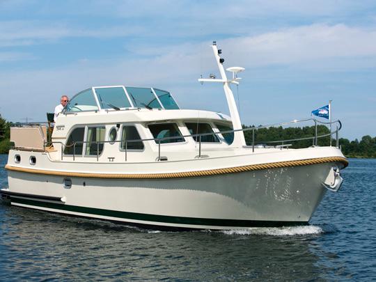 Book yachts online - motorboat - Linssen Grand Sturdy 34.9 AC - Helena - rent