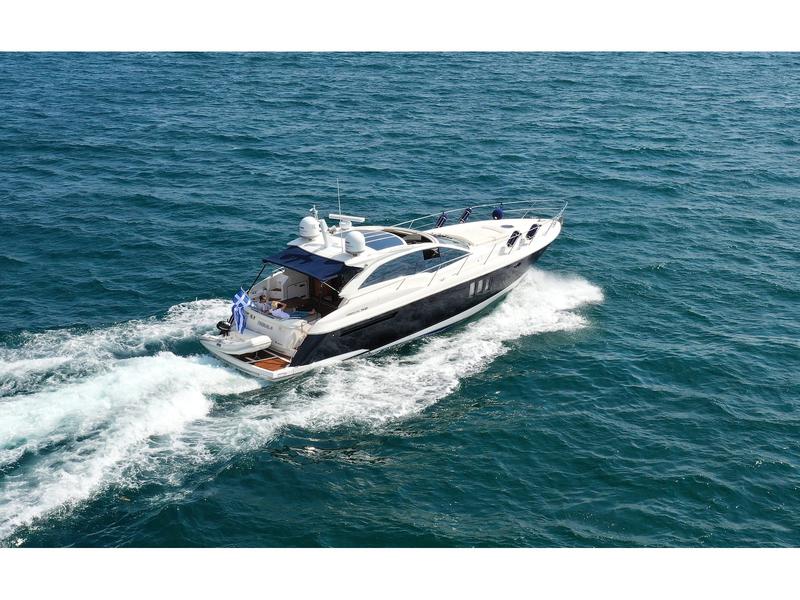 Book yachts online - motorboat - Absolute 52 - Tequila - rent