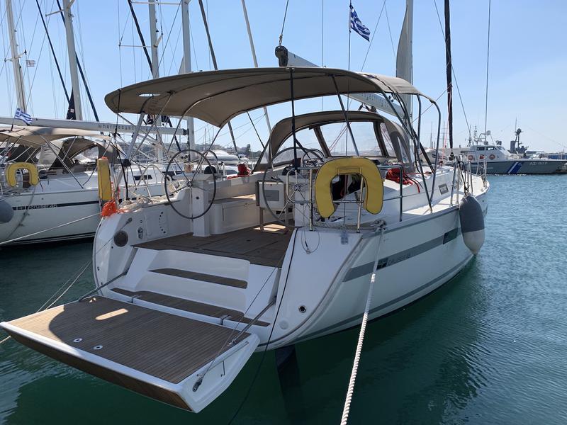 Book yachts online - sailboat - Bavaria Cruiser 45 - Eclipse - rent