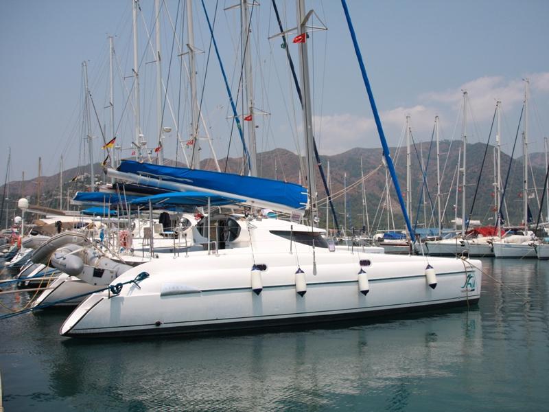 Book yachts online - catamaran - Athena 38 - Andromeda 1 - rent