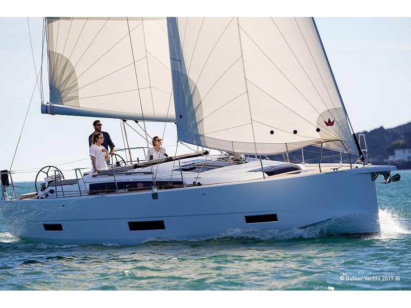 Book yachts online - sailboat - Dufour 390 Grand Large - Morgana  - rent