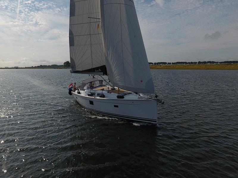 Book yachts online - sailboat - Hanse 455 - Horsefight - rent