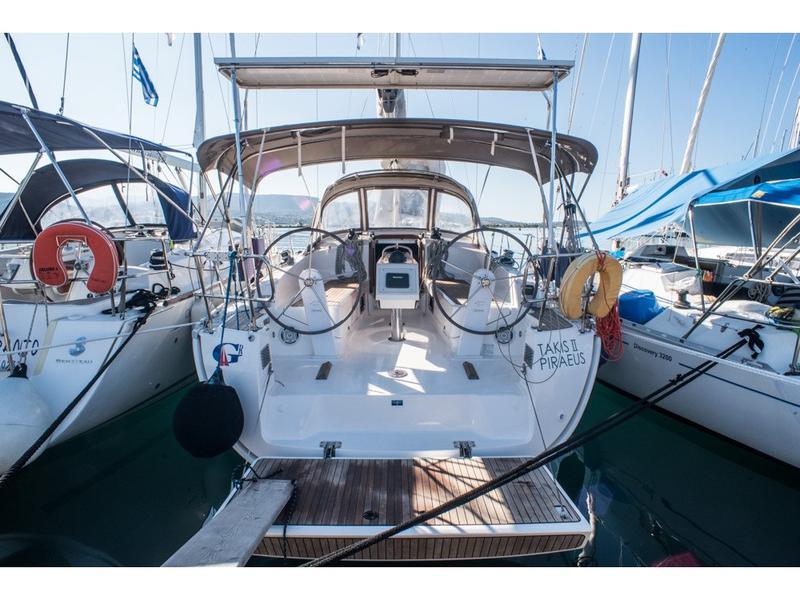 Book yachts online - sailboat - Bavaria Cruiser 37 - TAKIS II - rent