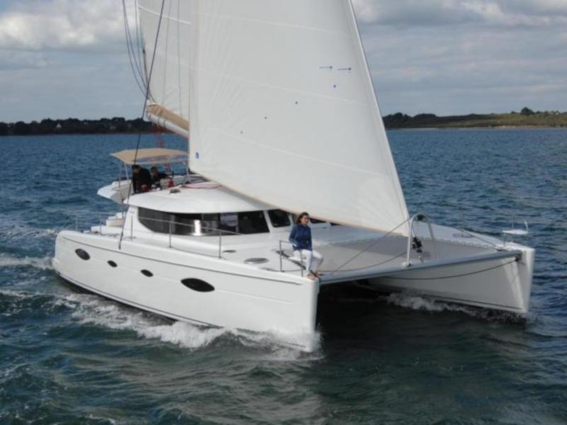 Book yachts online - catamaran - Salina 48 - Melina - rent
