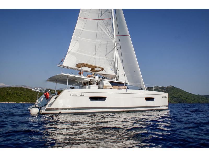 Book yachts online - catamaran - Helia 44 (4 cabs) - Lounge - rent