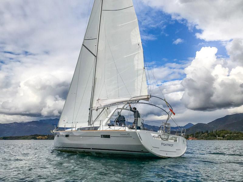 Book yachts online - sailboat - Oceanis 45 (4 cabs) - Foxtrot - rent