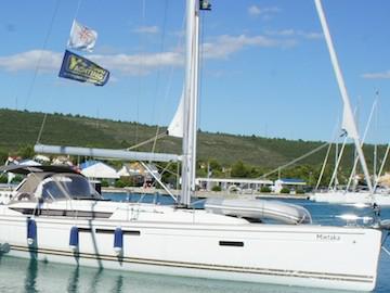 Book yachts online - sailboat - Sun Odyssey 509 - MINTAKA - rent