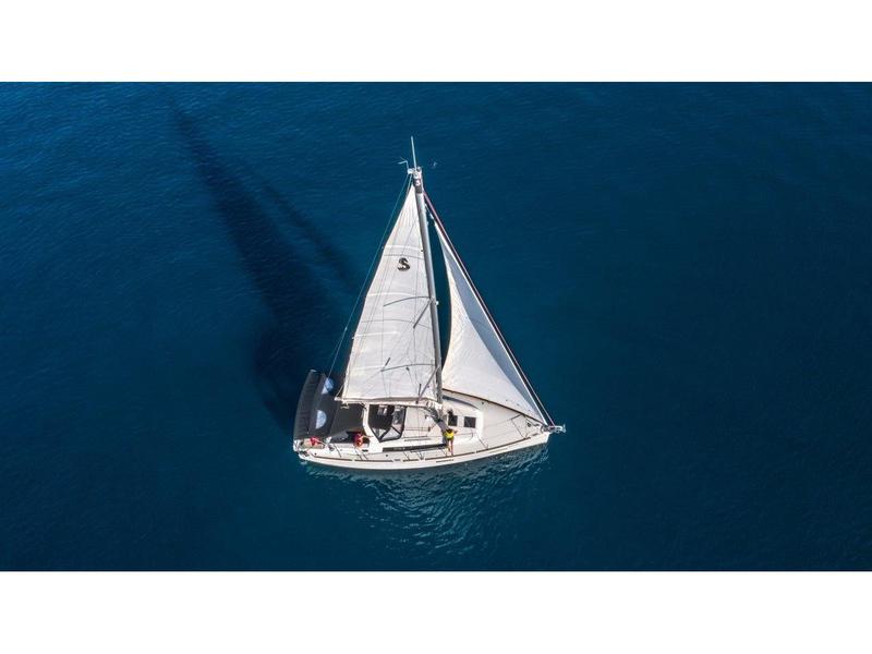 Book yachts online - sailboat - Oceanis 38.1 (2017) - CVITA - rent