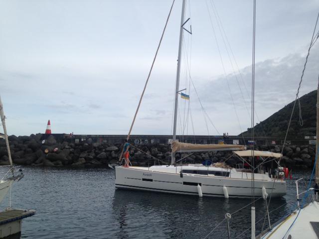 Book yachts online - sailboat - Dufour 382 GL - Avanti - rent
