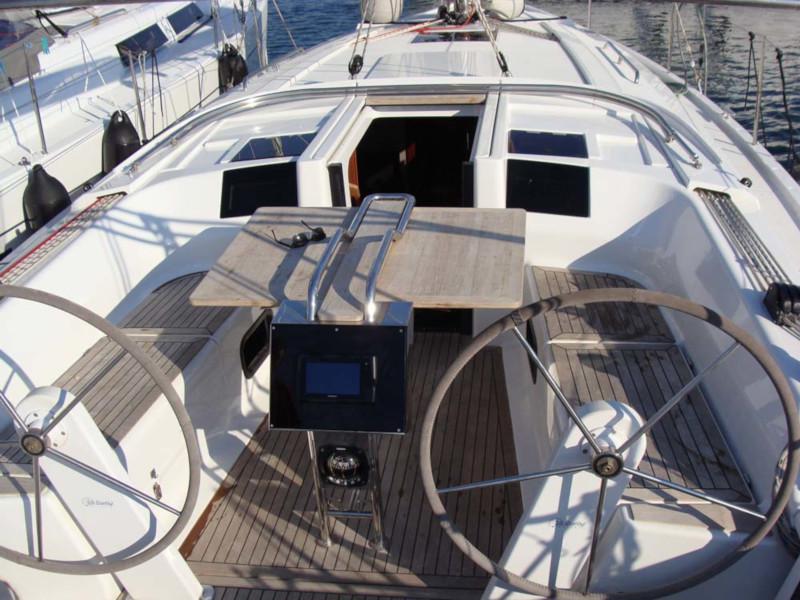 Book yachts online - sailboat - Hanse 385 - HanJOY - rent