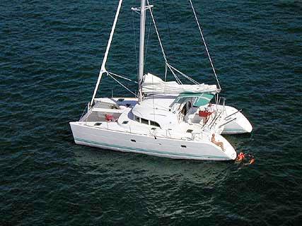 Book yachts online - catamaran - Lagoon 380 - Lagoon380Sun - rent