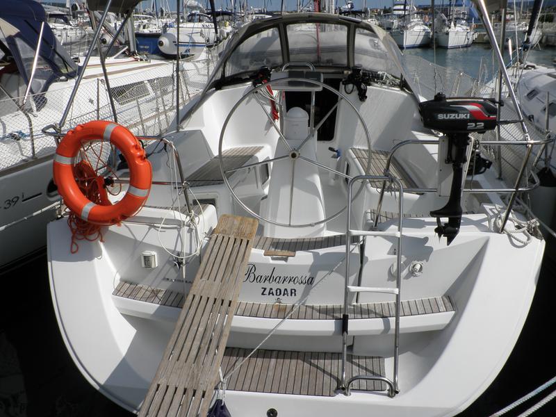 Book yachts online - sailboat - Sun Odyssey 36i - BARBARROSSA - rent
