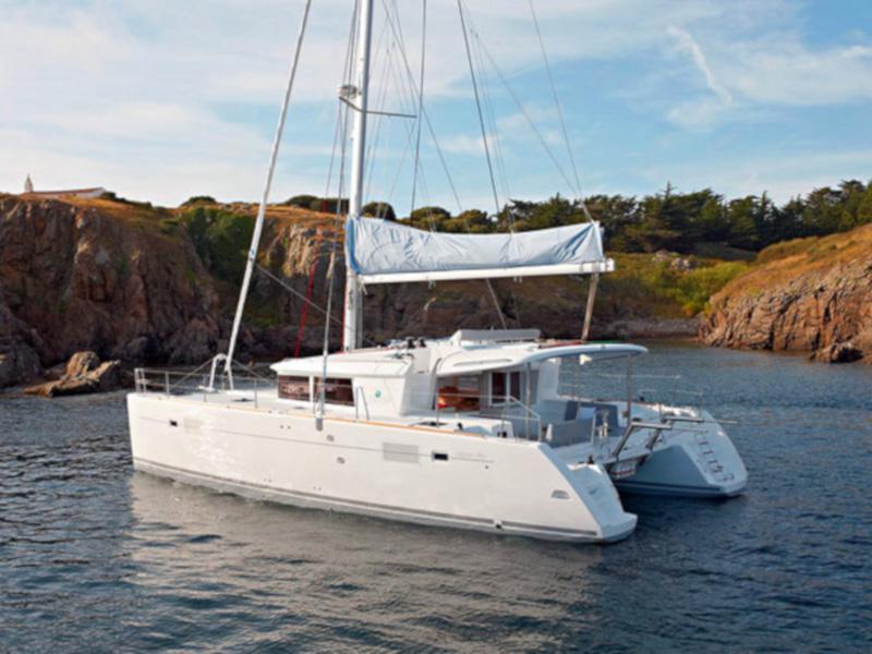 Book yachts online - catamaran - Lagoon 450 - Azibi - rent