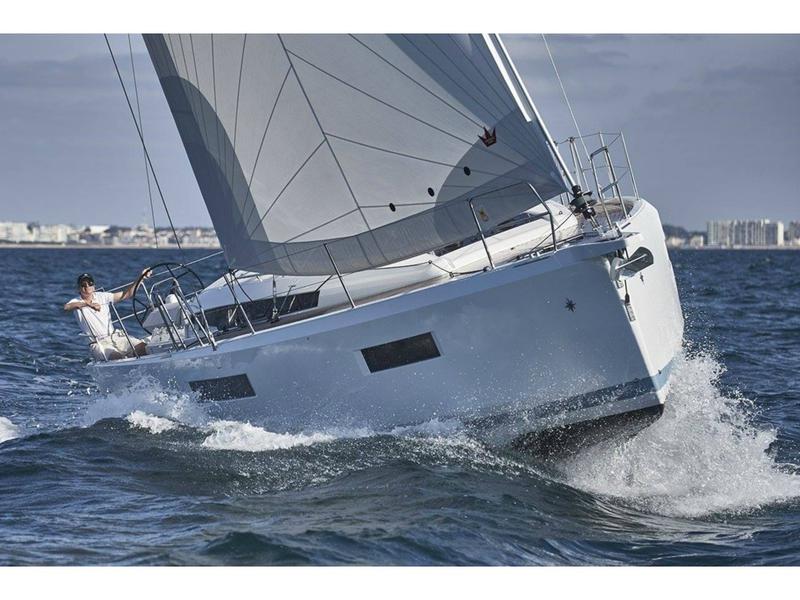 Book yachts online - sailboat - Sun Odyssey 440 - LEFKIPPI  - rent