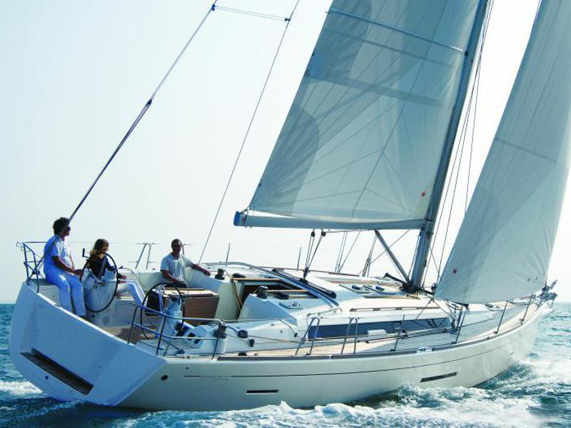 Book yachts online - sailboat - Dufour 450 GL - Baguette - rent