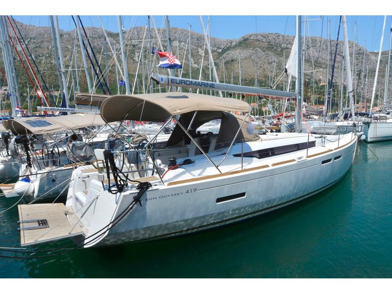 Book yachts online - sailboat - Sun Odyssey 419 - Red Kiss - rent