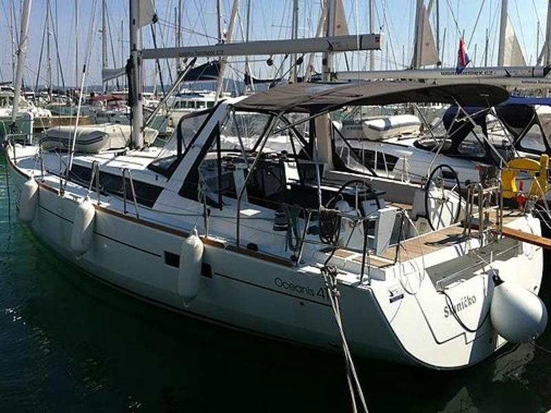 Book yachts online - sailboat - Oceanis 41 S - Slunicko - rent