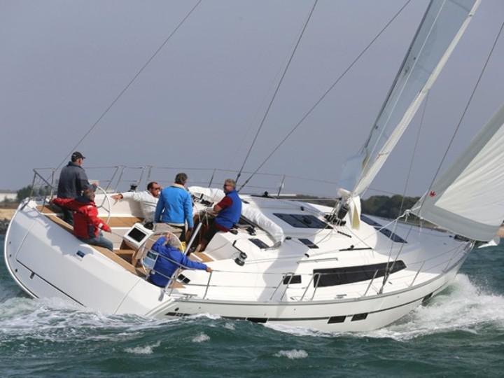 Book yachts online - sailboat - Bavaria Cruiser 46 - Leonidas II - rent