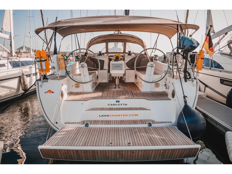 Book yachts online - sailboat - Bavaria Cruiser 46 - CARLOTTA - rent