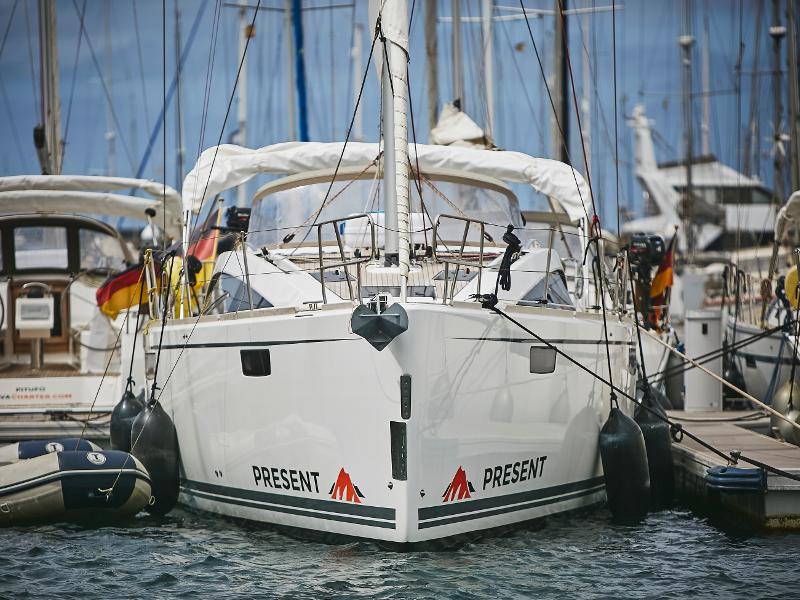 Book yachts online - sailboat - Bavaria Vision 46 - PRESENT - rent