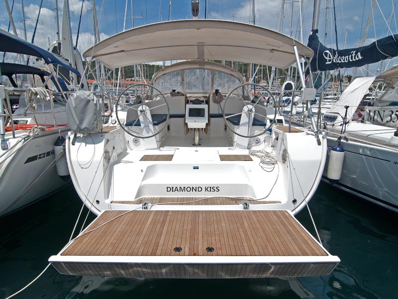 Book yachts online - sailboat - Bavaria Cruiser 46 - Diamond Kiss - rent