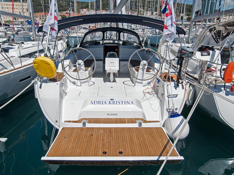 Book yachts online - sailboat - Bavaria Cruiser 46 - Adria Kristina - rent