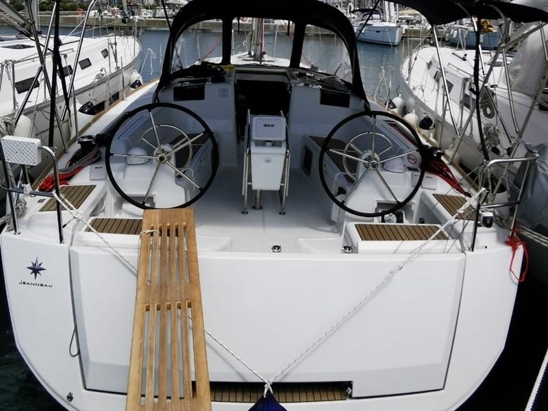 Book yachts online - sailboat - Sun Odyssey 419 - Marley - rent