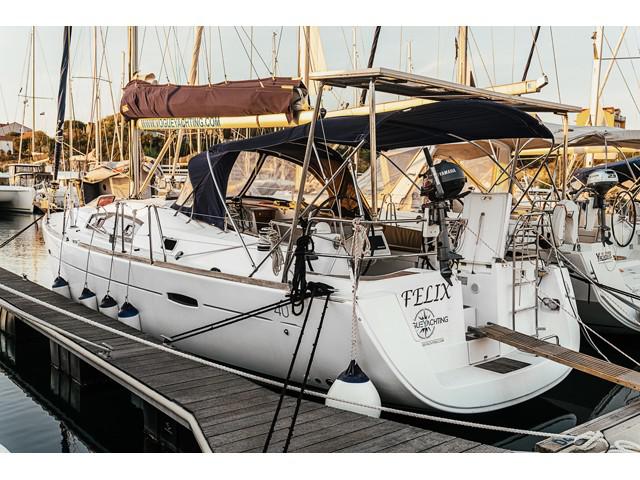 Book yachts online - sailboat - Oceanis 40 - FELIX - Refit 2018 - rent