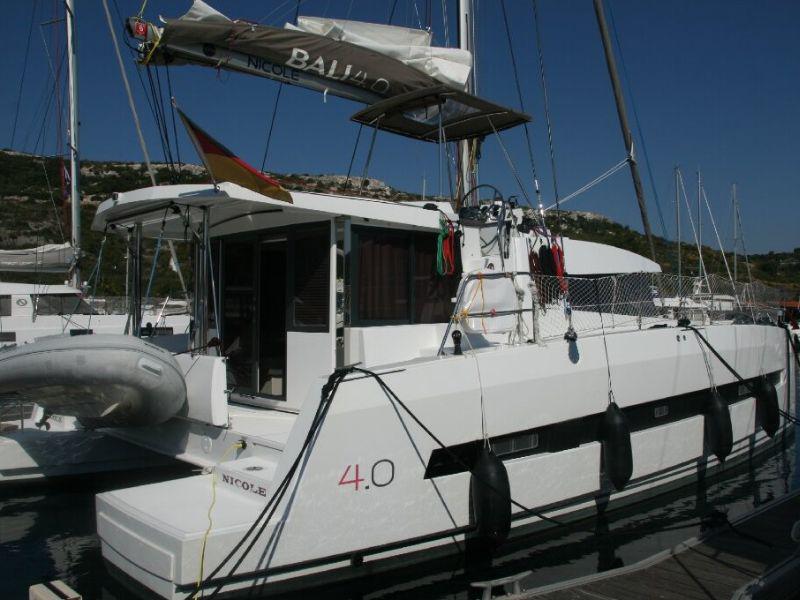 Book yachts online - catamaran - Bali 4.0 - Nicole - rent
