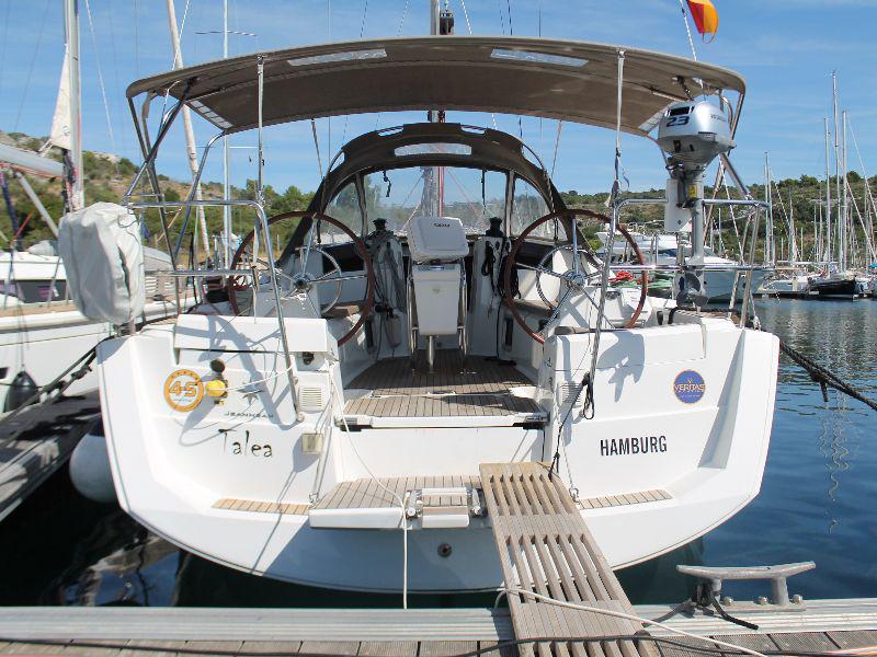 Book yachts online - sailboat - Sun Odyssey 379 (3cab) - Talea - rent