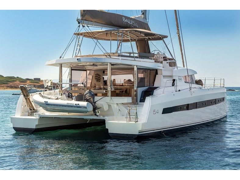 Book yachts online - catamaran - Bali 5.4. - License to chill - rent