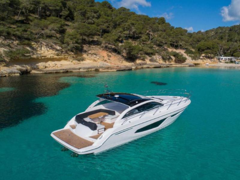 Book yachts online - motorboat - Sessa C38 - Wiki II - rent