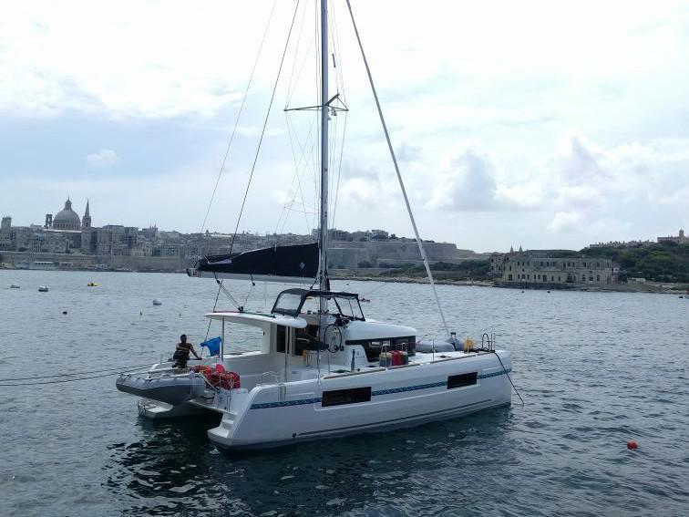 Book yachts online - catamaran - Lagoon 40 - Ubah - rent