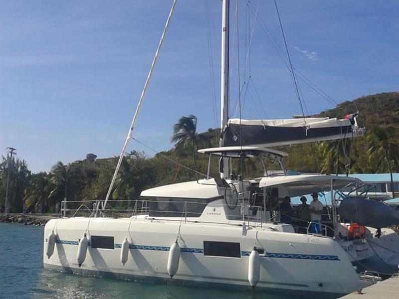 Book yachts online - catamaran - Lagoon 42 - Tigra - rent