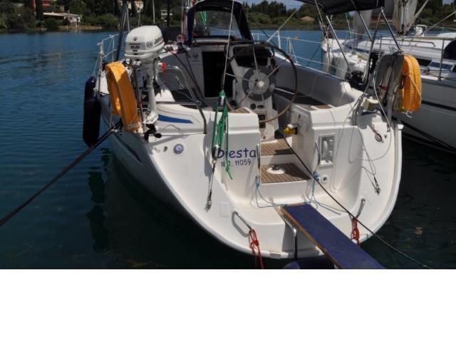 Book yachts online - sailboat - Bavaria 34 - Siesta - rent