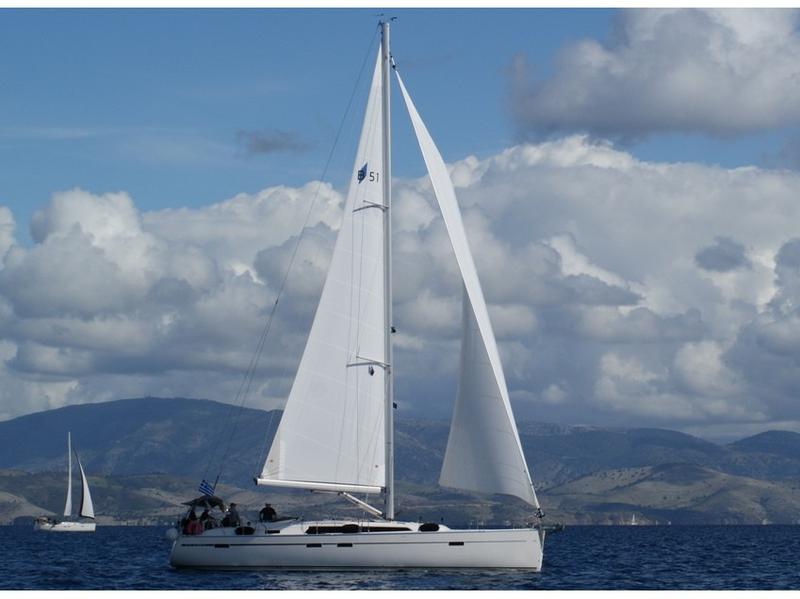 Book yachts online - sailboat - Bavaria Cruiser 51 - Quing Dao - rent
