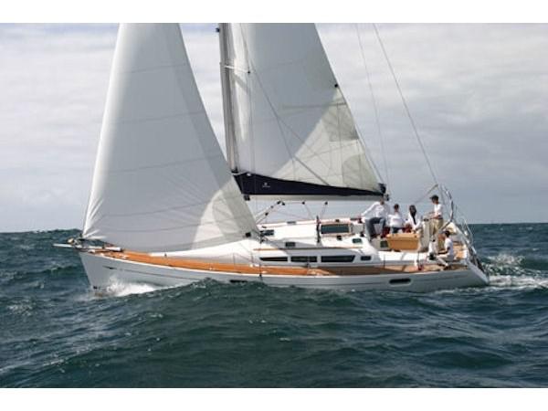 Book yachts online - sailboat - Sun Odyssey 42 i - B.M - rent