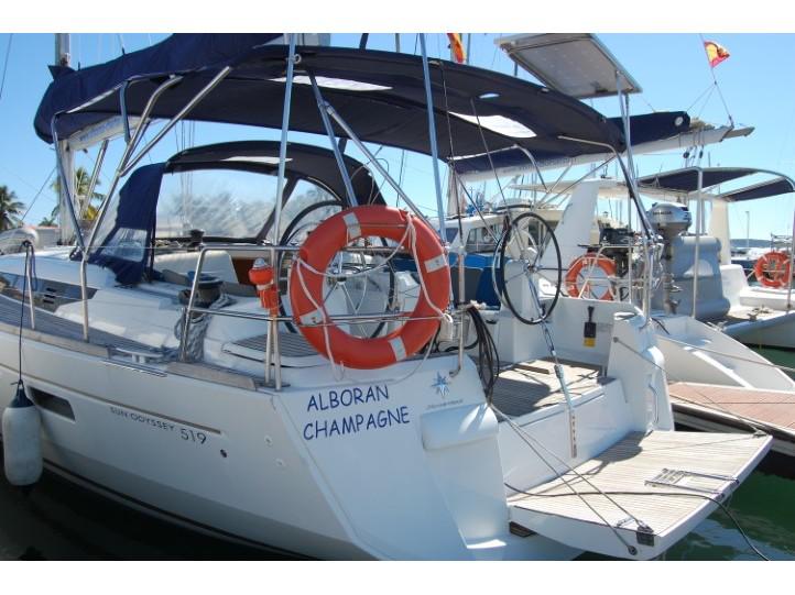 Book yachts online - sailboat - Sun Odyssey 519 - Alboran Champagne (Cabo Verde) - rent