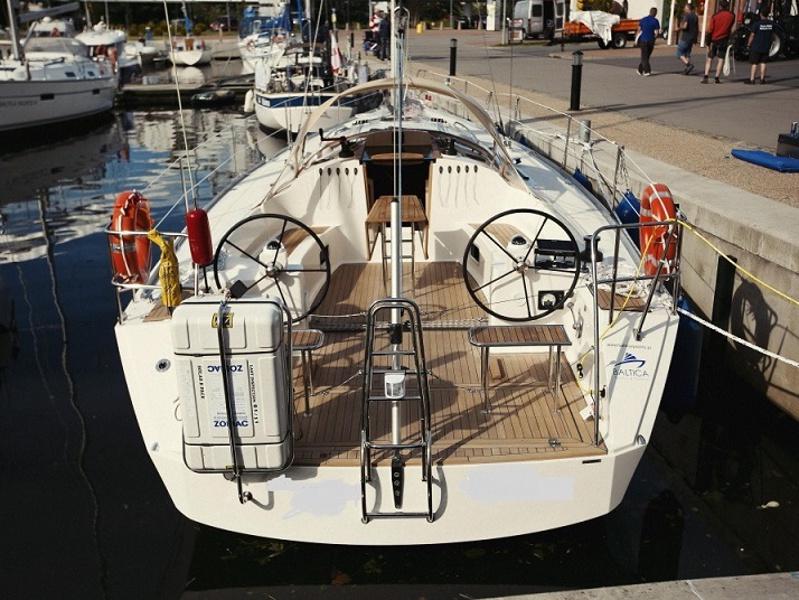Book yachts online - sailboat - Cobra 41 - Strizh - rent