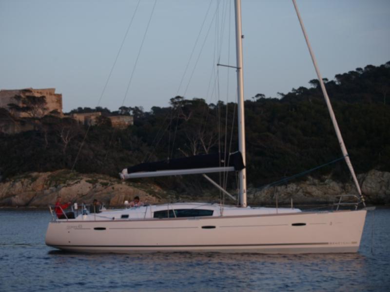 Book yachts online - sailboat - BENETEAU Oceanis 43.4 REFIT 2019 - TOPAZ  - rent
