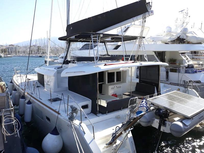 Book yachts online - catamaran - Lagoon 450F - Escapade - rent